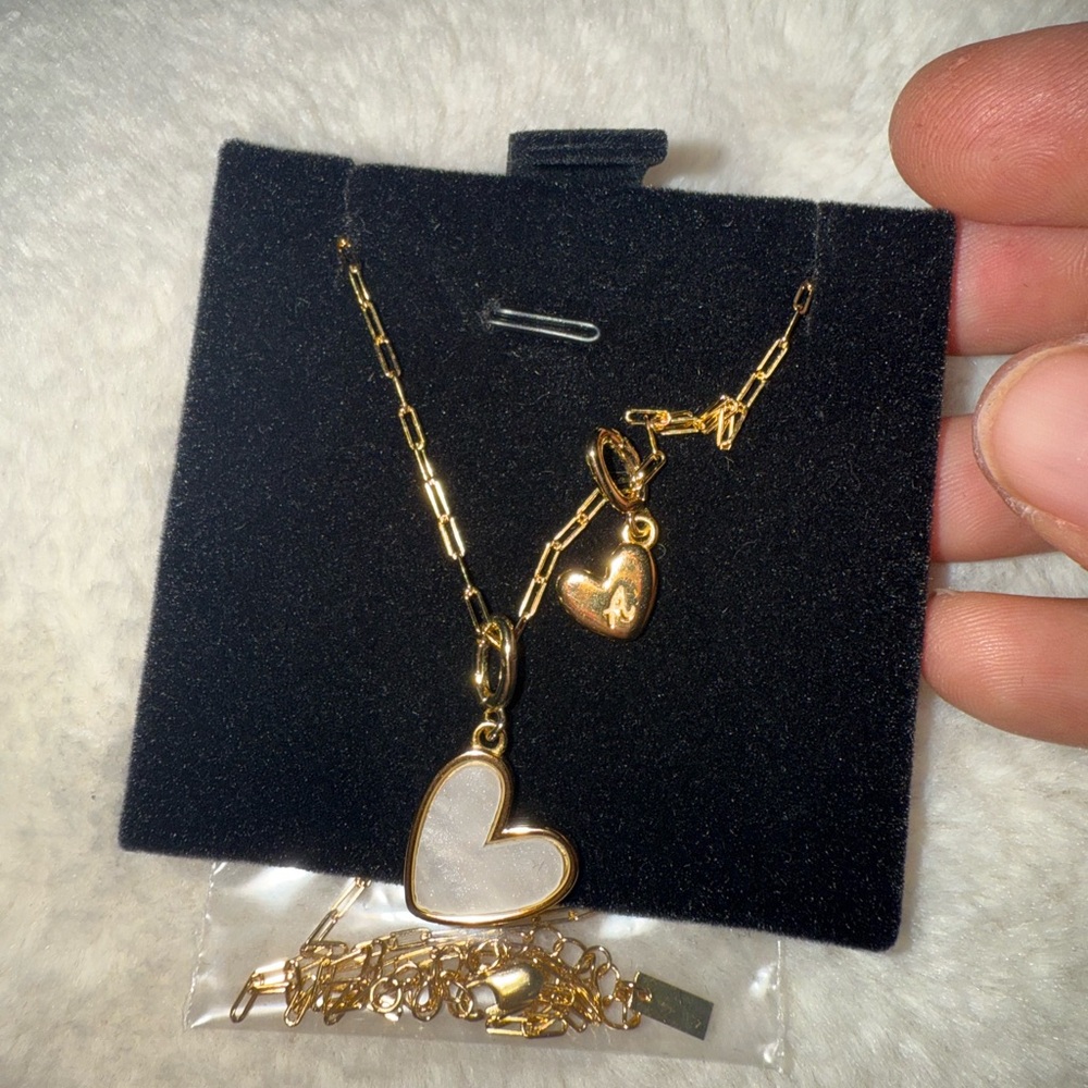 Elegant Gold and White Heart Necklace